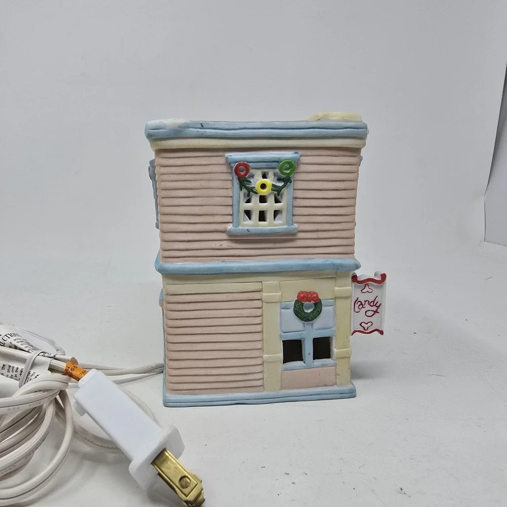 Nabisco Collectors Classics Life‎ Saver Lighted Candy Shop Holiday